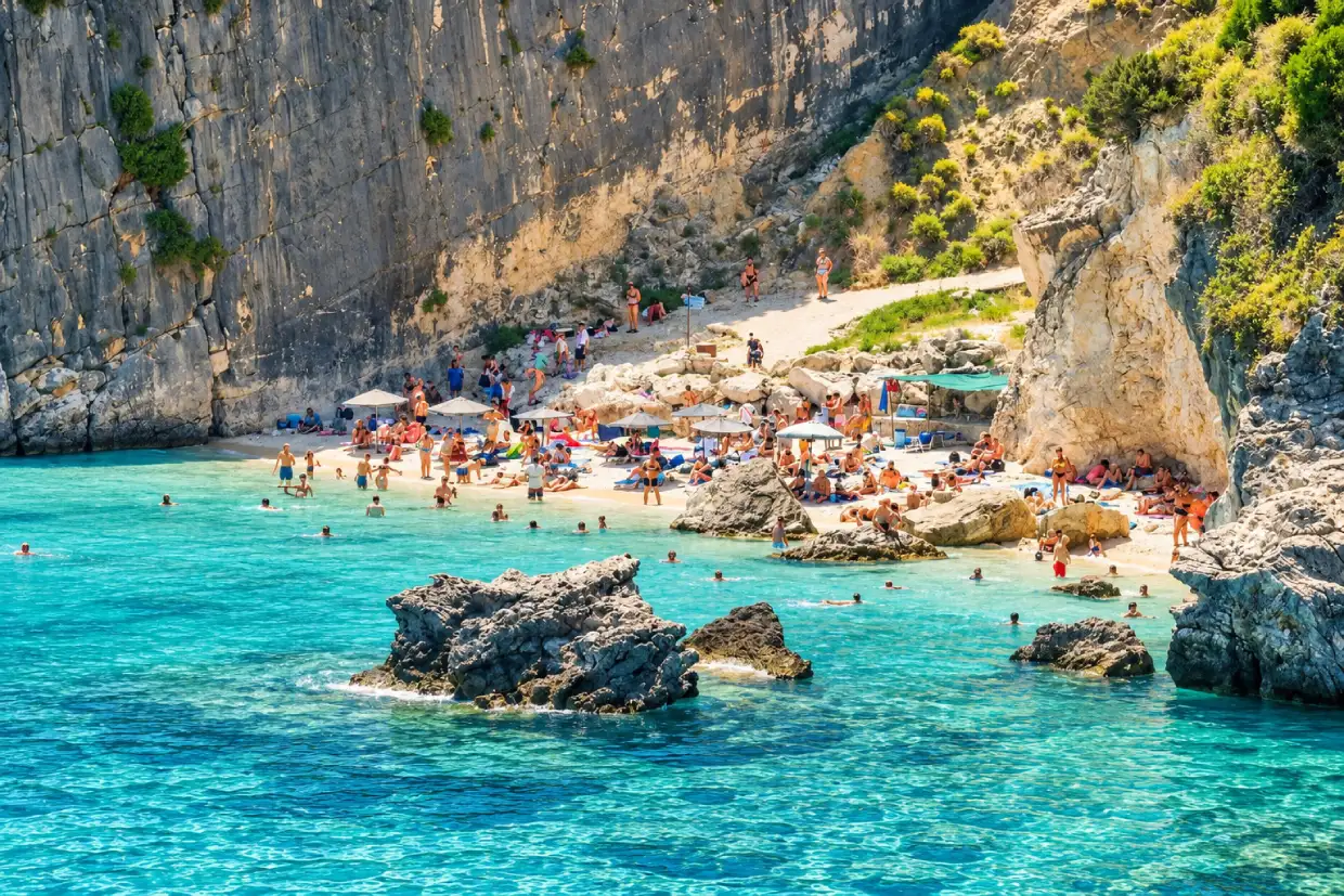 Zakynthos szigete medencés szállással